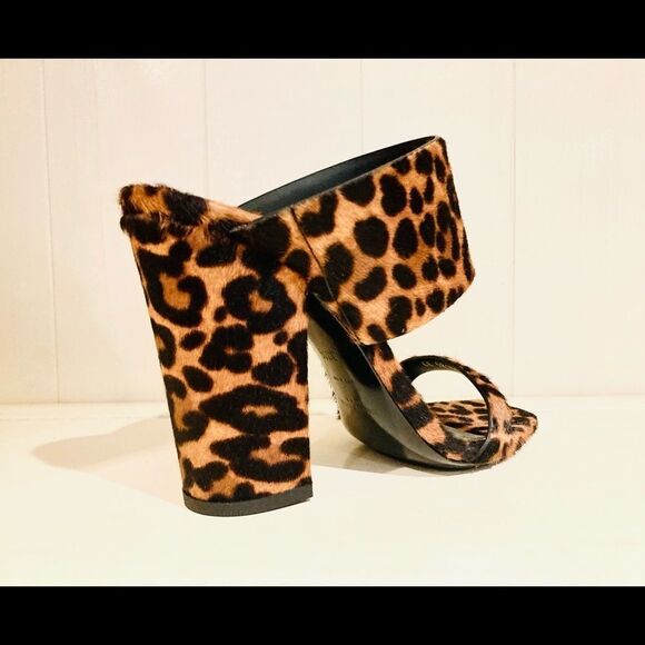 Saint Laurent OAK WOMENS PONY PRINT SANDAL SZ 36 US 6 - Picture 4 of 13